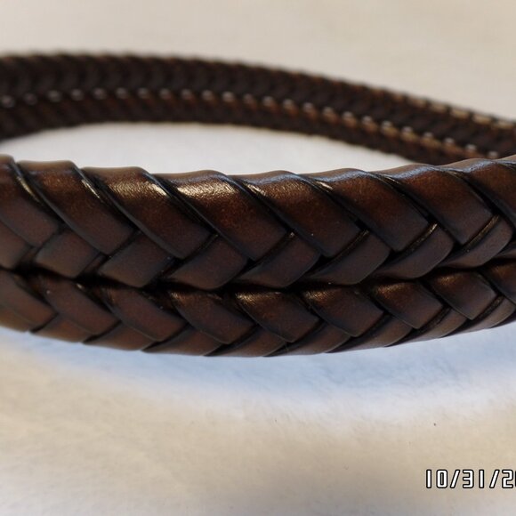 Men's Fossil Genuine Leather Braided Brown Belt Gold Hardware - Picture 9 of 9